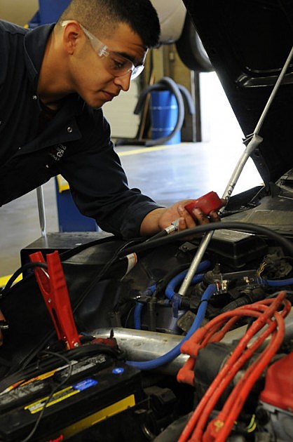 YVCC students automotive YVCC students automotive