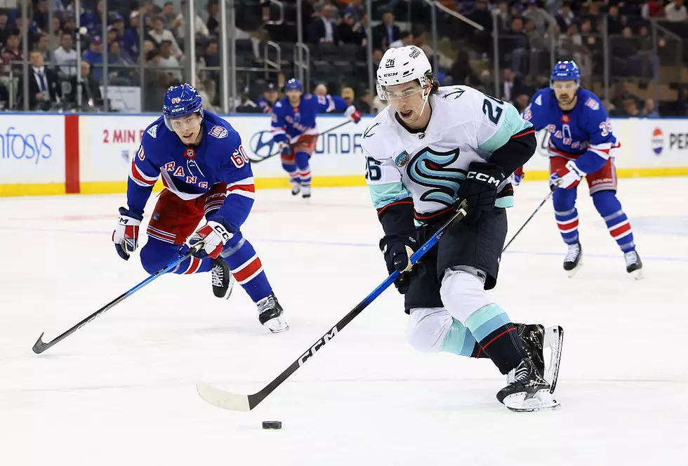 Kraken agree to 2-year extensions with forwards Ben Meyers and Ryan Winterton
