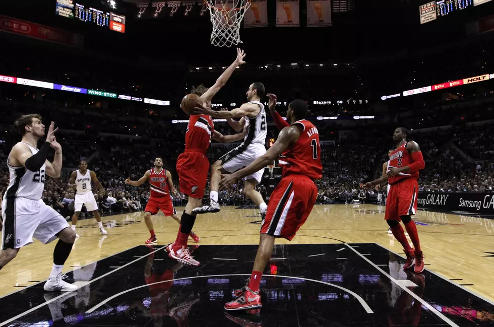 Leonard Leads Spurs to 93-80 Win Over Trail Blazers